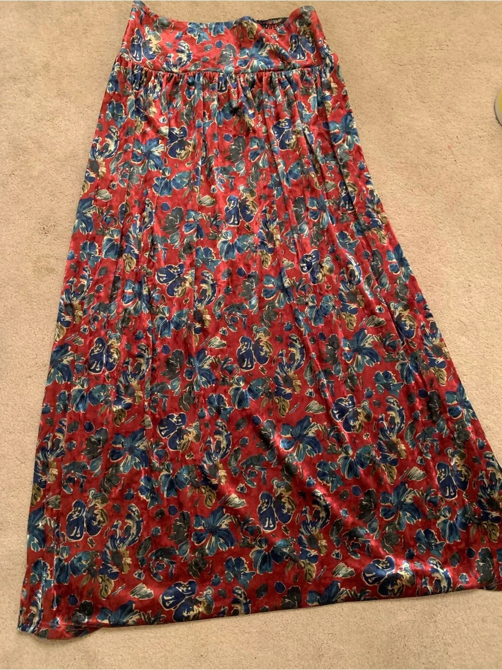 NWOT Natural Life Lisa Velvet Floral Pull On Maxi Skirt